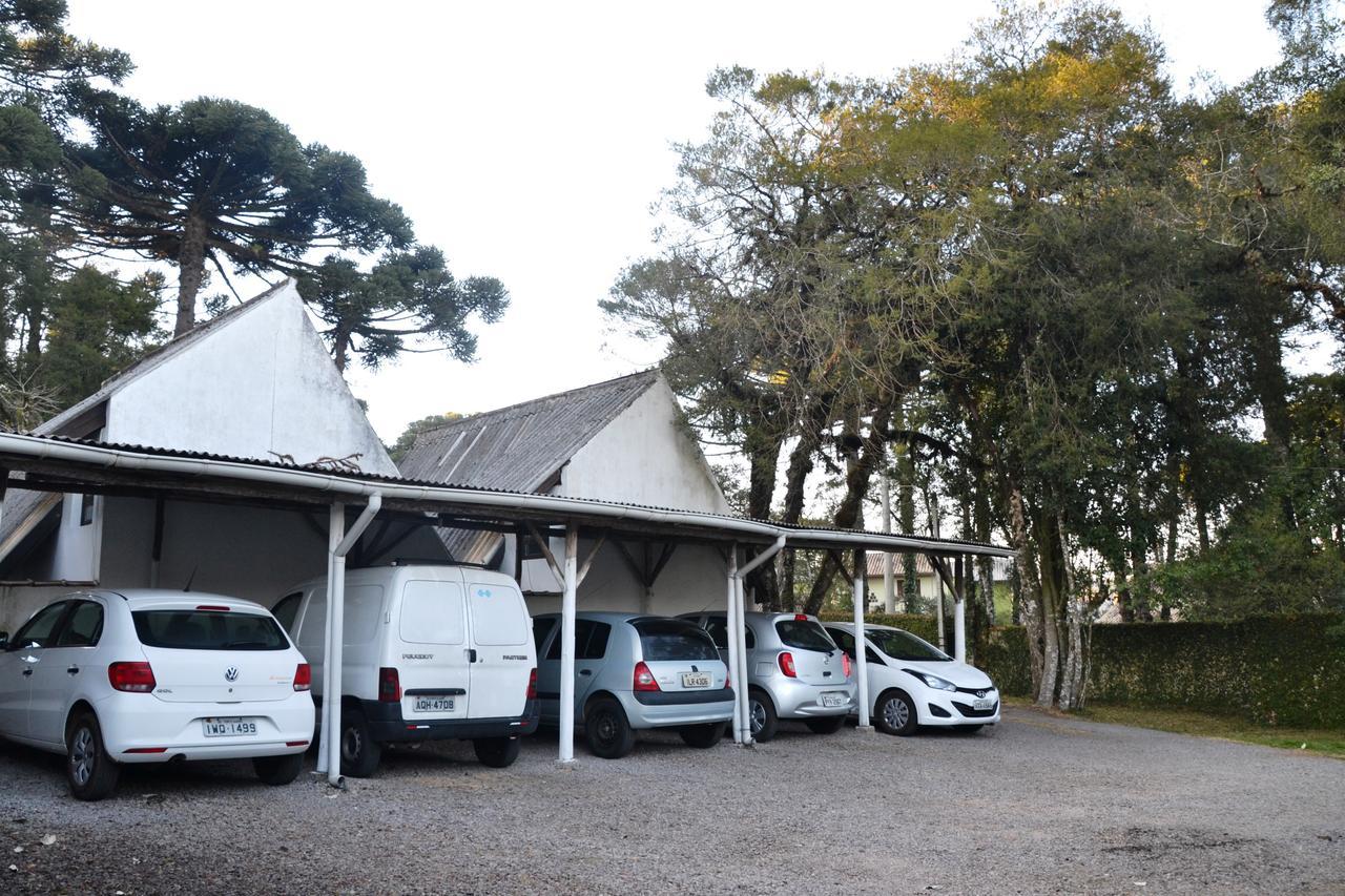 Hotel Pousada Dos Pinheiros Канела Экстерьер фото