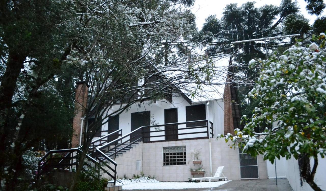 Hotel Pousada Dos Pinheiros Канела Экстерьер фото